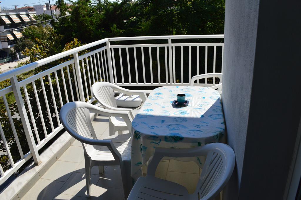 Galanis Studios And Apartments Platamonas Exterior photo